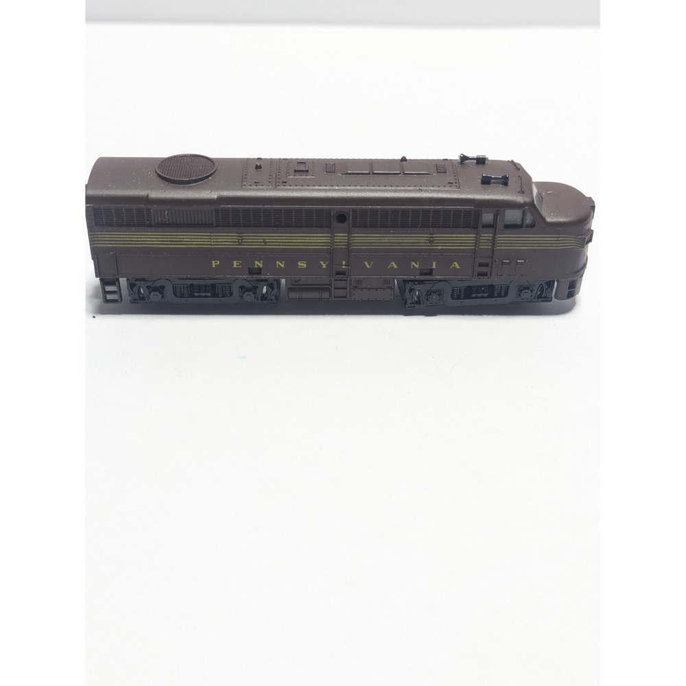 Vintage Pennsylvania Railroad Diesel Locomotive N Scale Brown Model Train Engine